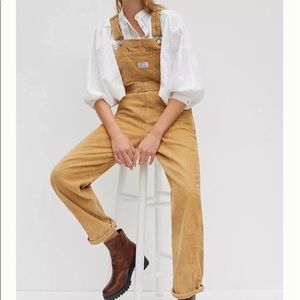 Light Brown Levi’s Corduroy Overalls XXS